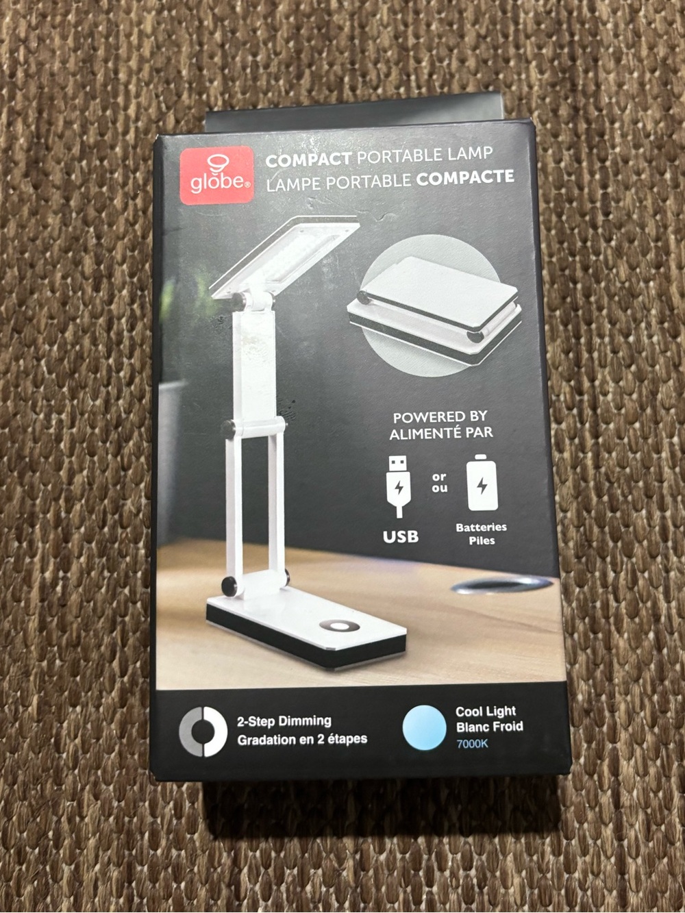 NEW Globe Compact Portable Lamp